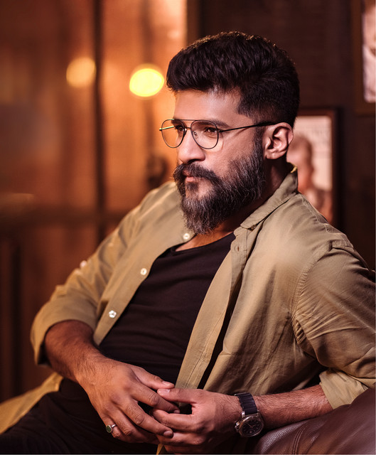 மனதை உலுக்கிய அகமதாபாத் விமான விபத்து வாழ்க்கை நொடியில் மாறும் – விஜய்