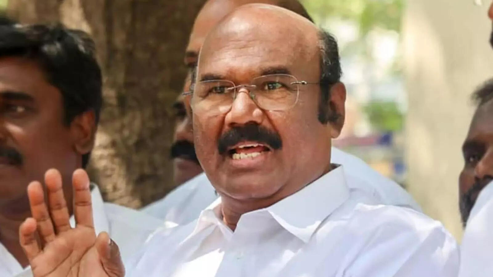 திமுகவா? அந்த பேச்சுக்கே இடமில்லை, சீறிய ஜெயக்குமார்